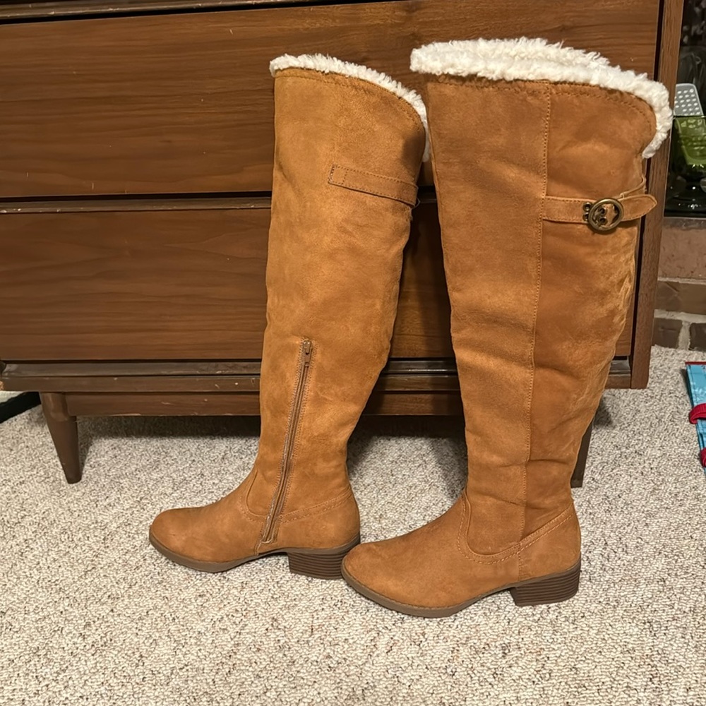 Sherpa over the knee boots